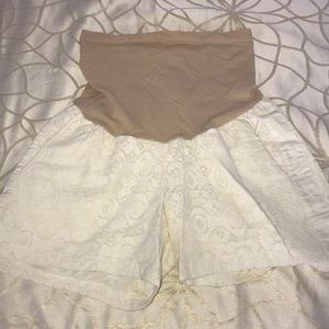 Maternity shorts
